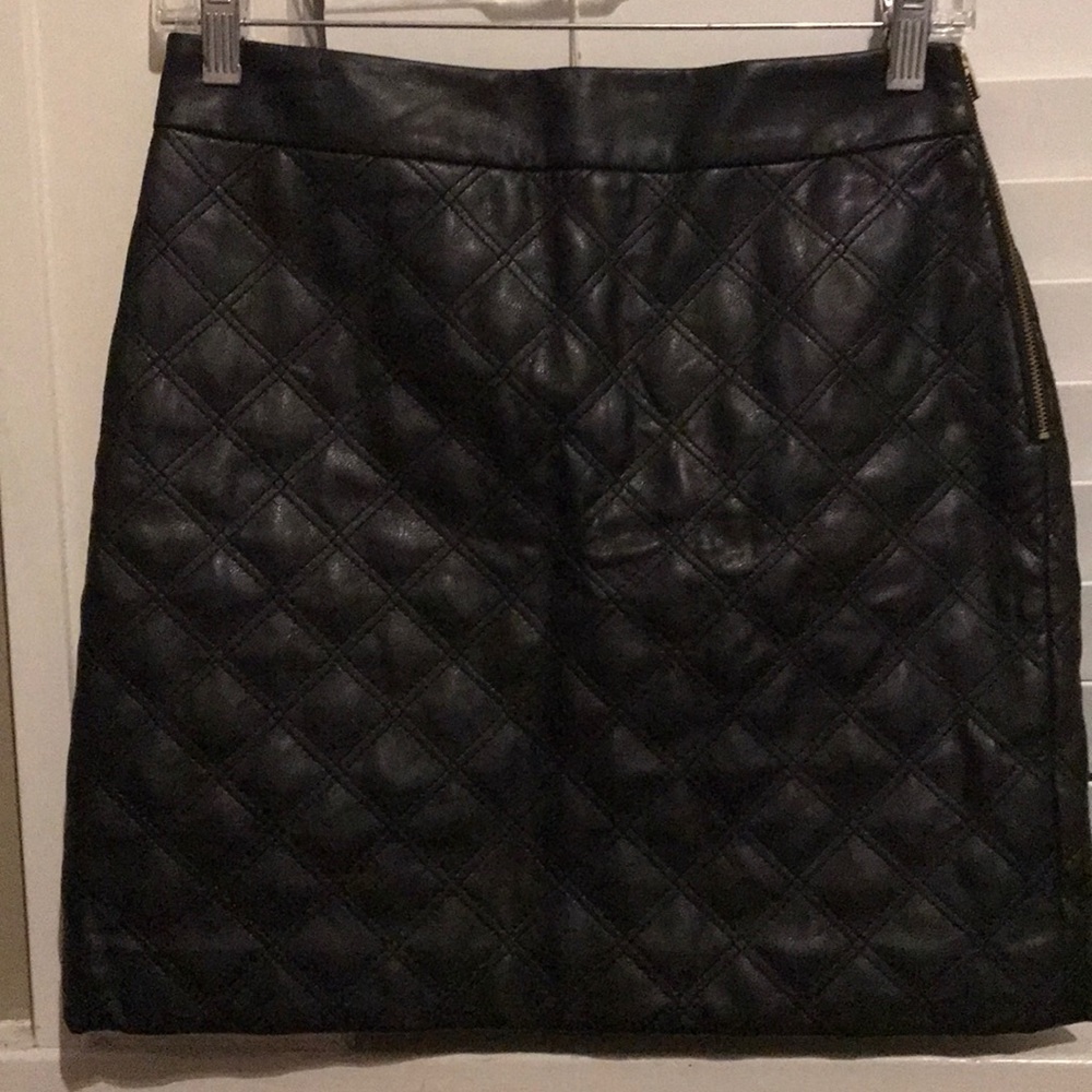 Banana Republic Petite Quilted “Leather” Skirt